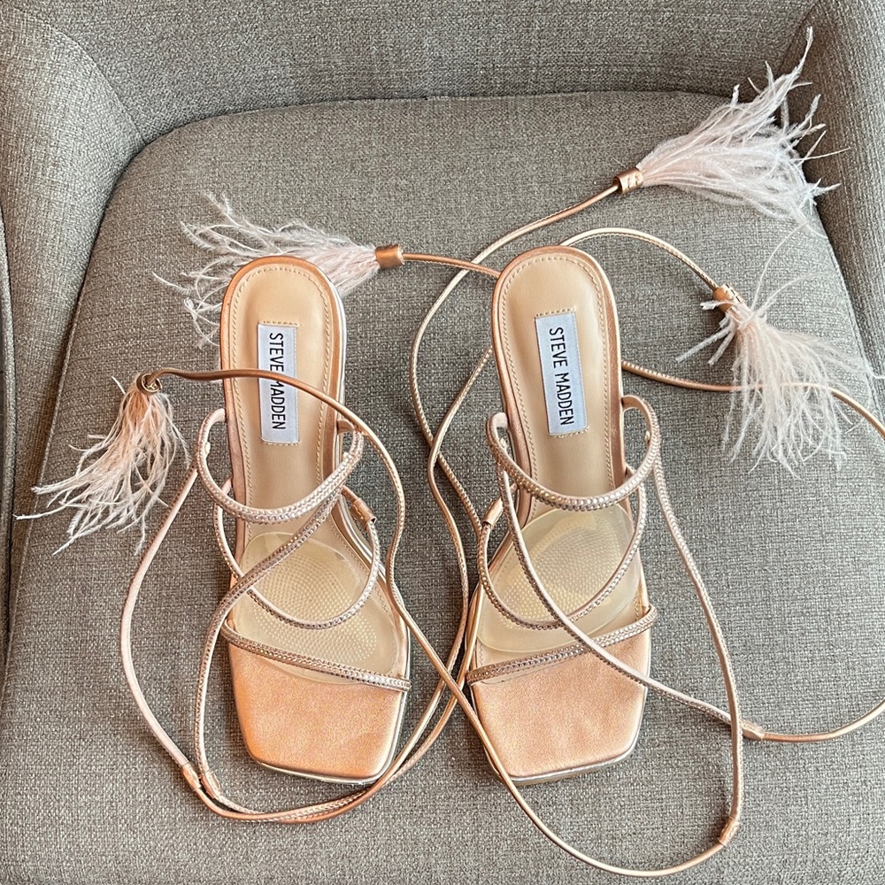 Worn 1x Steve Madden Women's Upgrade Strappy Rose Gold Blush Heels - Picture 2 of 7